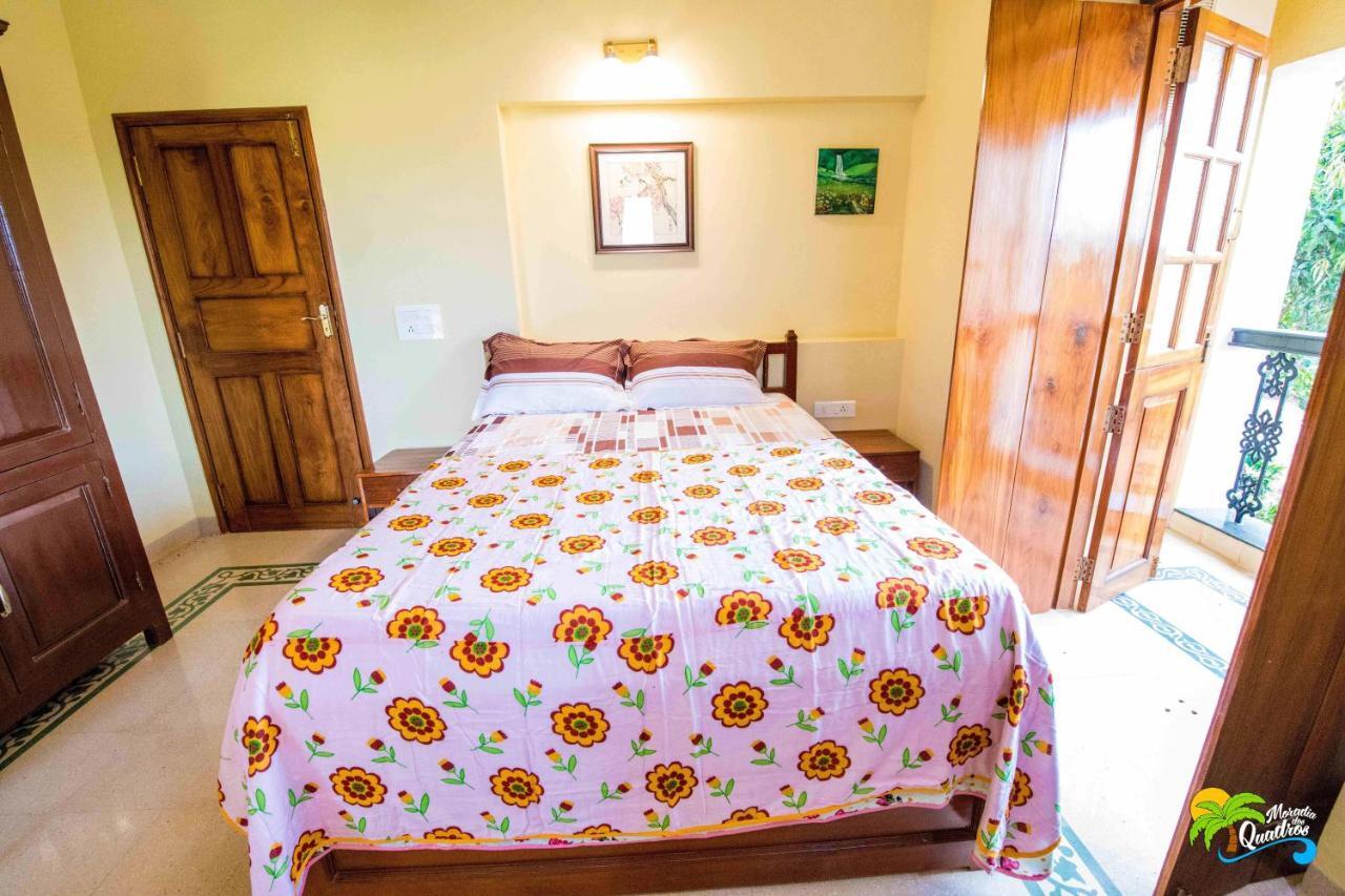Moradia Dos Quadros Bed & Breakfast Malar Exterior photo